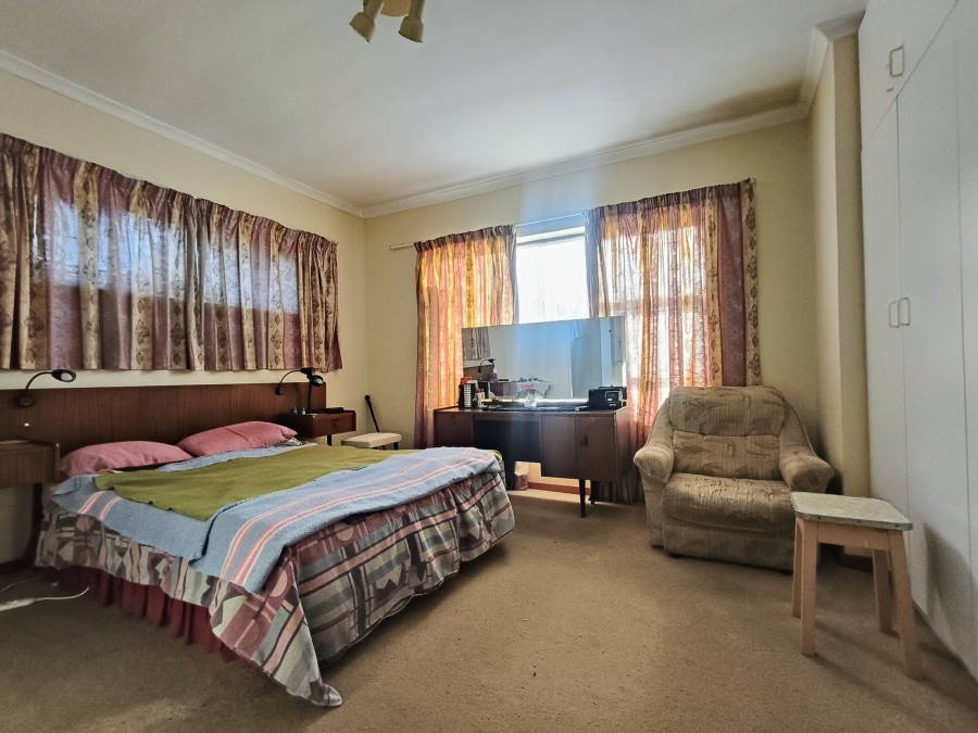 3 Bedroom Property for Sale in Wavecrest Eastern Cape